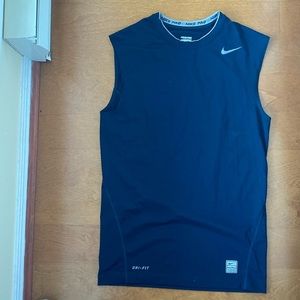 Nike Top Dri- Fit, Size L
